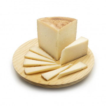 Queso curado de leche cruda